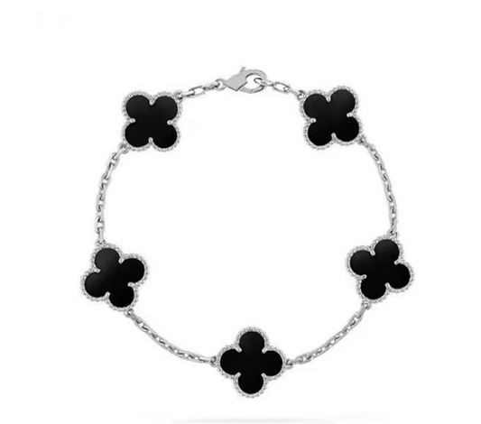 BLACK SILVER CLOVER